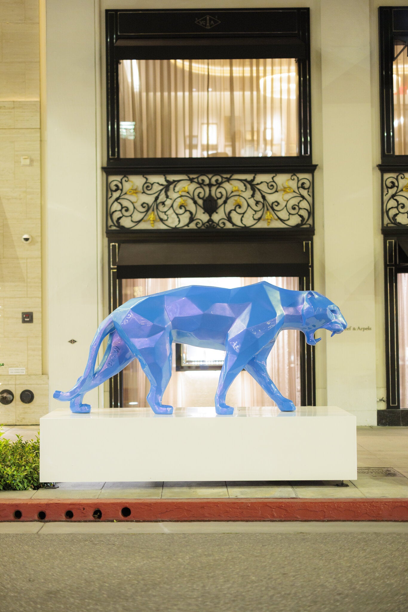 Panther Luminescent Blue Nac